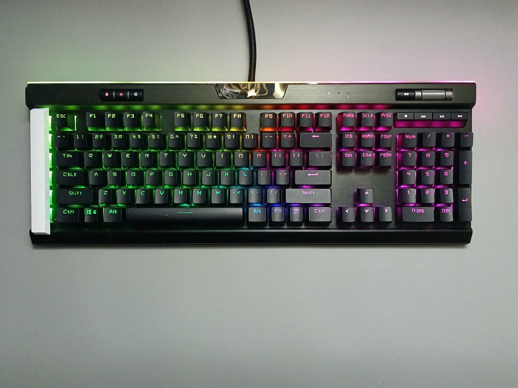 Corsair PBT Transparent Keycap – Gaming Keyboard Corsair recenzja i cena